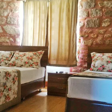 Odunluk Tas Otel
